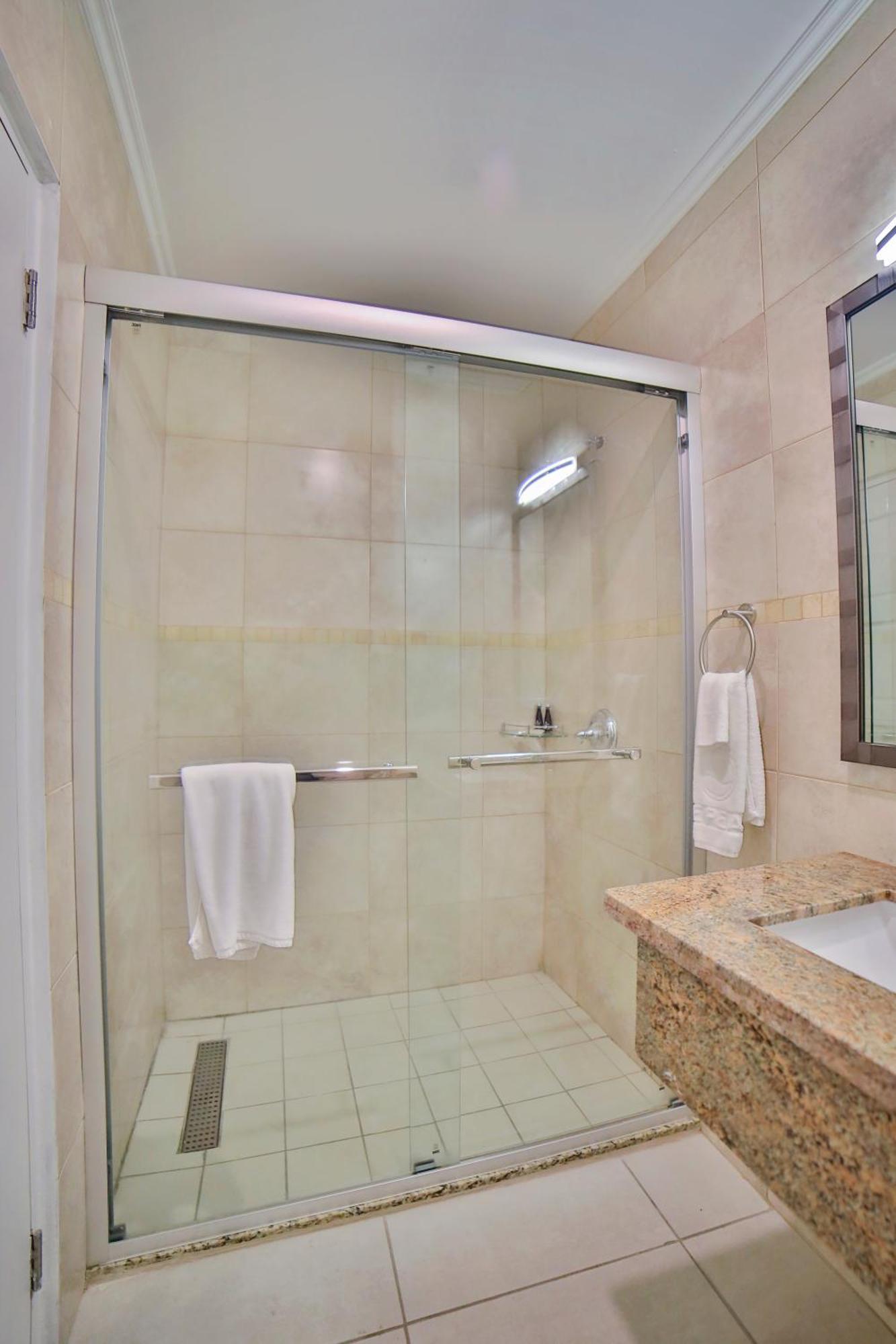 Pearl Aruba Condos Palm Beach Номер фото